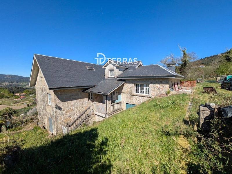 Casa en venta Cotobade, Pontevedra. Ref: 1123. Dterras e Casas Inmobiliaria
