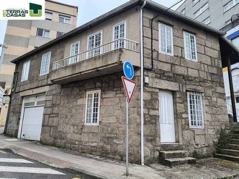 Chalet Independiente en venta Pontevedra. Ref: 1416. Dterras e Casas Inmobiliaria