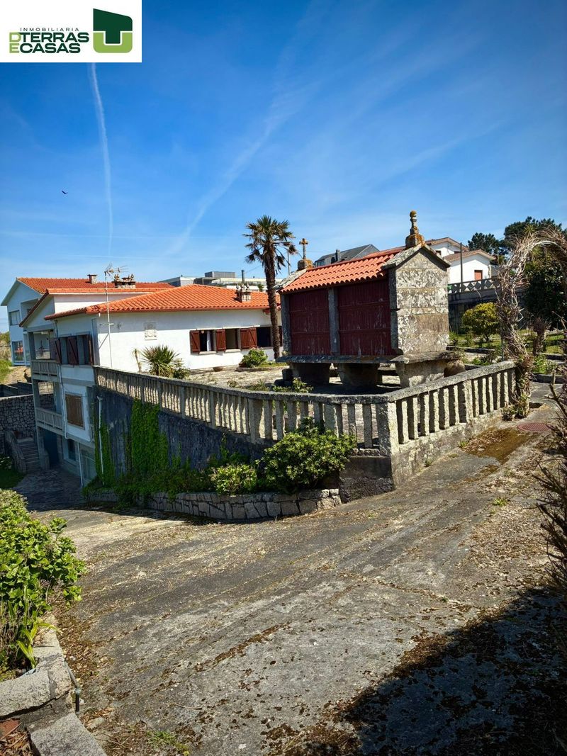 Chalet Independiente en alquiler Sanxenxo, Pontevedra. Ref: 1460. Dterras e Casas Inmobiliaria