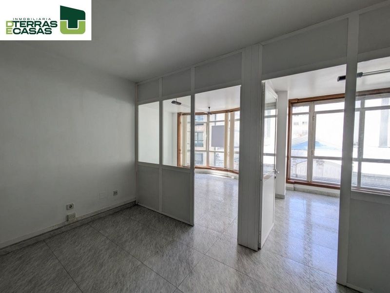 Oficina en venta Pontevedra. Ref: 1471. Dterras e Casas Inmobiliaria