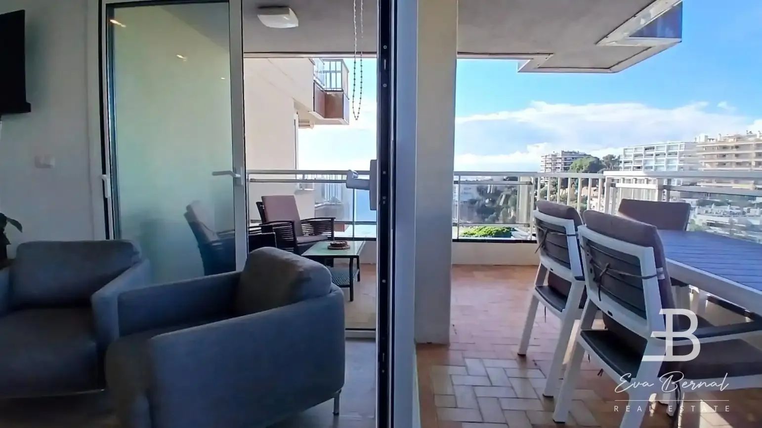 APPARTEMENT RÉNOVÉ AVEC TERRASSE ET VUE SUR MER À LA PLAGE DE CAPELLANS – SALOU - Foto 4