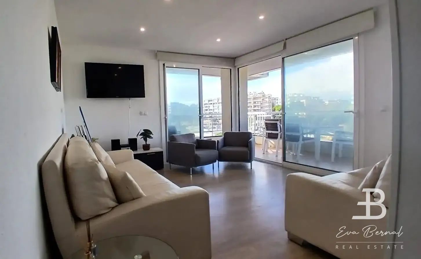 APPARTEMENT RÉNOVÉ AVEC TERRASSE ET VUE SUR MER À LA PLAGE DE CAPELLANS – SALOU - Foto 8