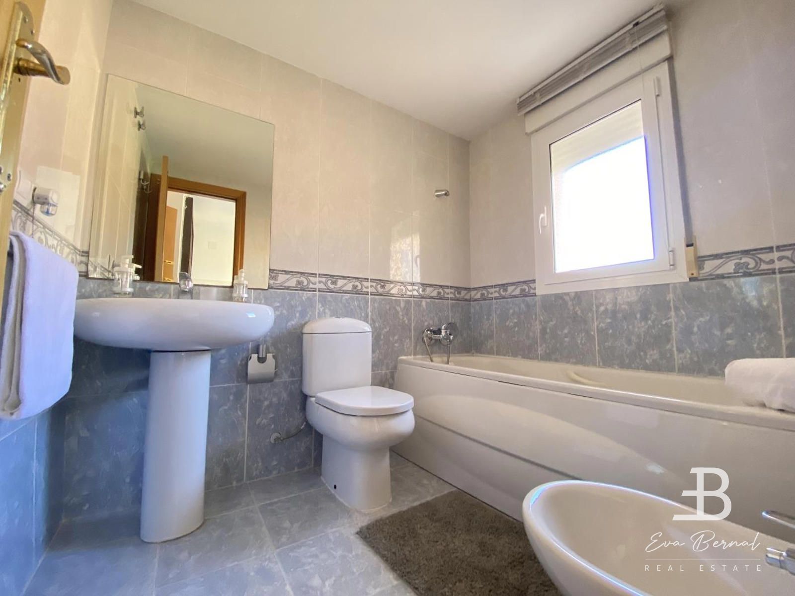Maison mitoyenne avec piscine et terrasses à Xalets de Salou - Foto 18