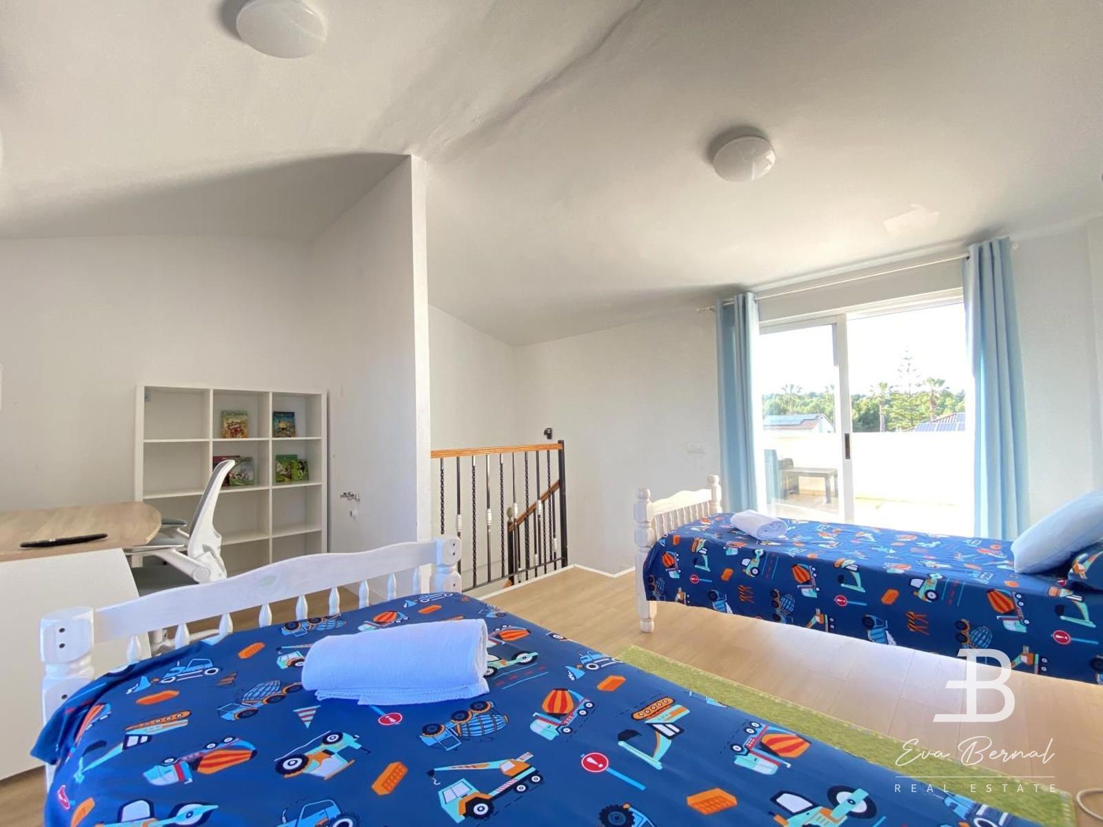 Maison mitoyenne avec piscine et terrasses à Xalets de Salou - Foto 27