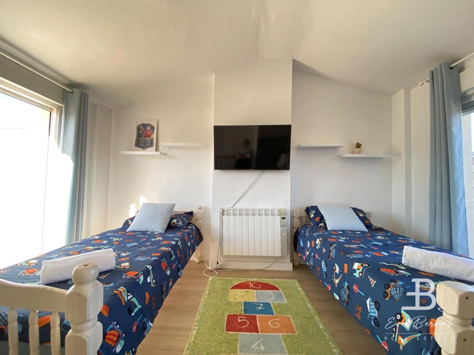 Maison mitoyenne avec piscine et terrasses à Xalets de Salou - Foto 25