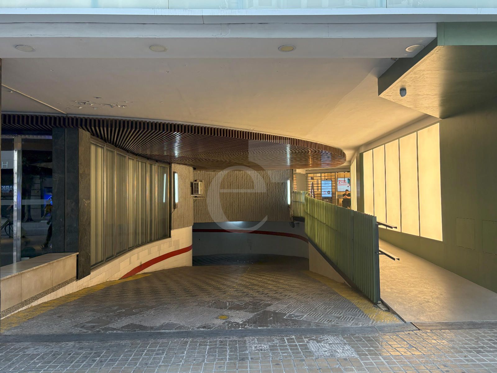 Garage for sale Valencia. Ref: 2548. ECOM TRANSACCIONES S.L.