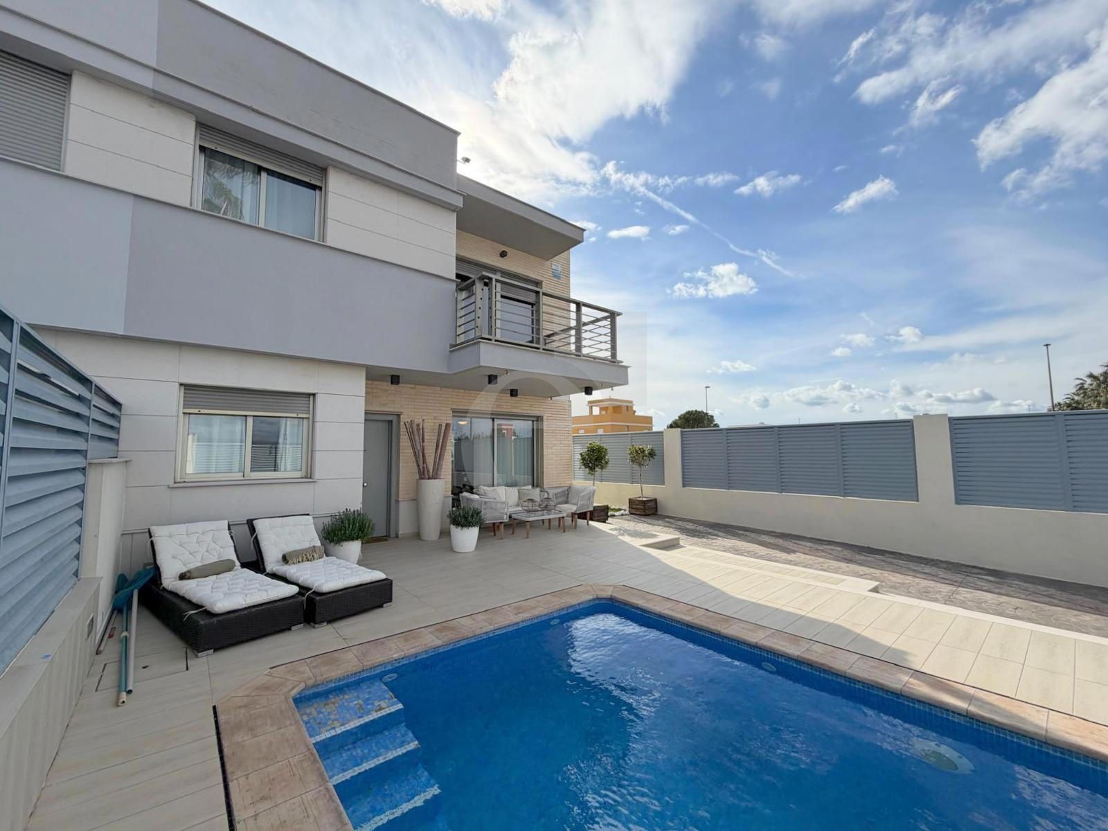 Pareado en venta Burriana, Castellón. Ref: 2569. ECOM TRANSACCIONES S.L.