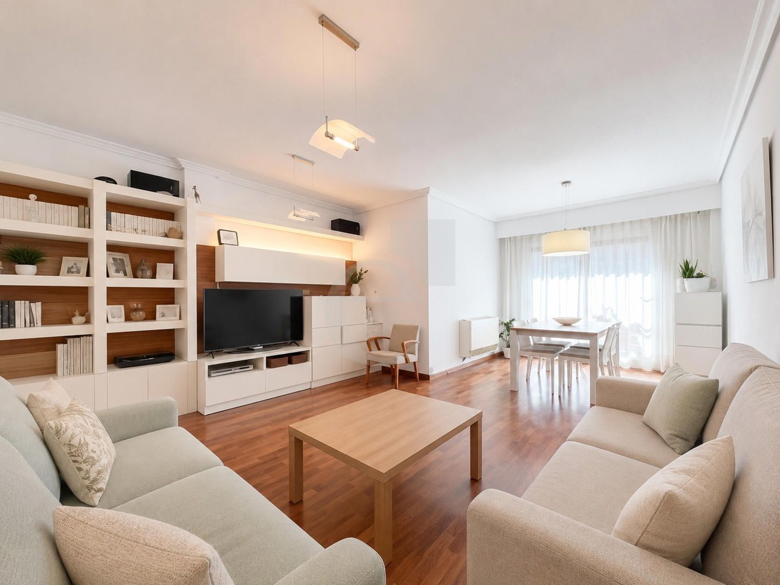 Piso en venta Valencia. Ref: 2618. ECOM TRANSACCIONES S.L.U.