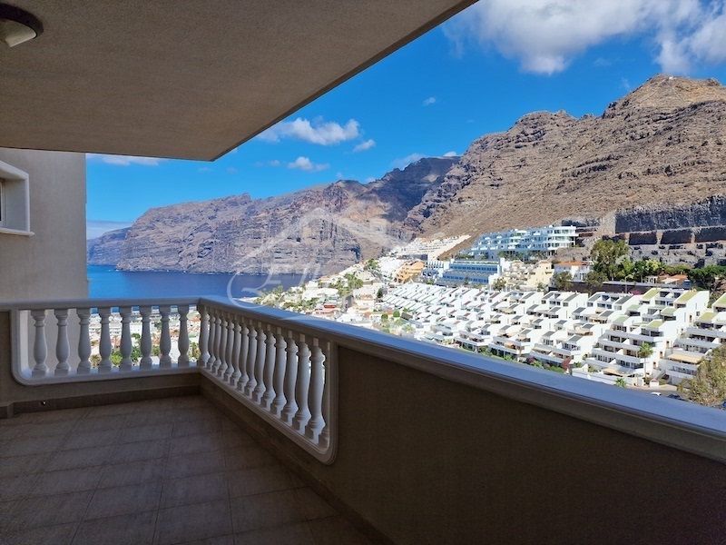 Penthouse for sale Acantilados de Los Gigantes, Santa Cruz Tenerife. Ref: 5023. Elba Invest Inmobiliaria