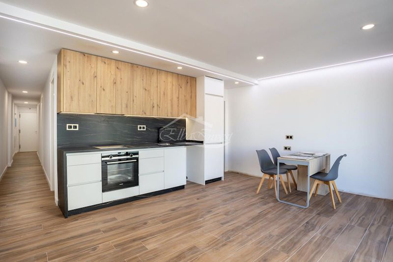 Piso en venta Puerto De Santiago, Santa Cruz Tenerife. Ref: 5649. Elba Invest Inmobiliaria