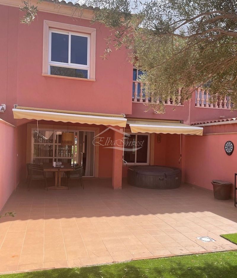 Adosado en venta Playa del Duque, Santa Cruz Tenerife. Ref: 5807. Elba Invest Inmobiliaria
