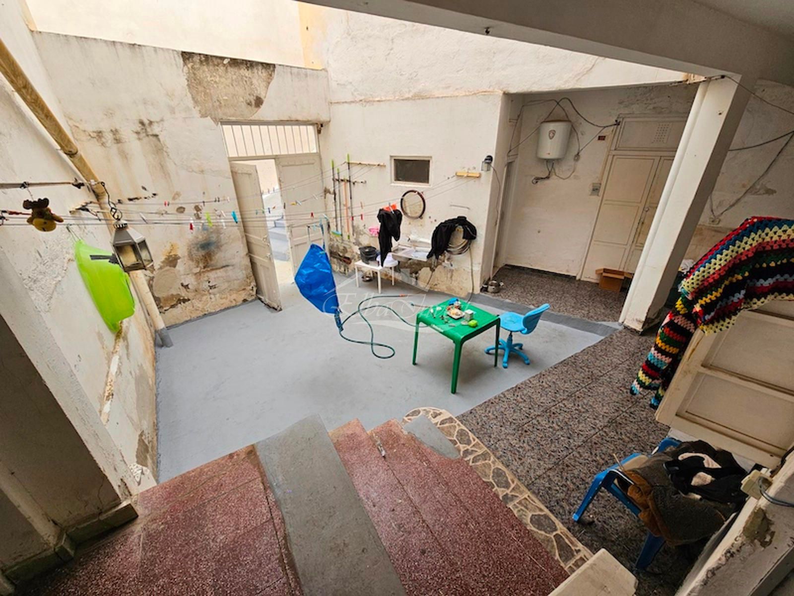 Casa en venta  Güímar  9/25