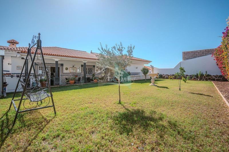 Chalet Independiente en venta Valle De San Lorenzo, Santa Cruz Tenerife. Ref: 5875. Elba Invest Inmobiliaria
