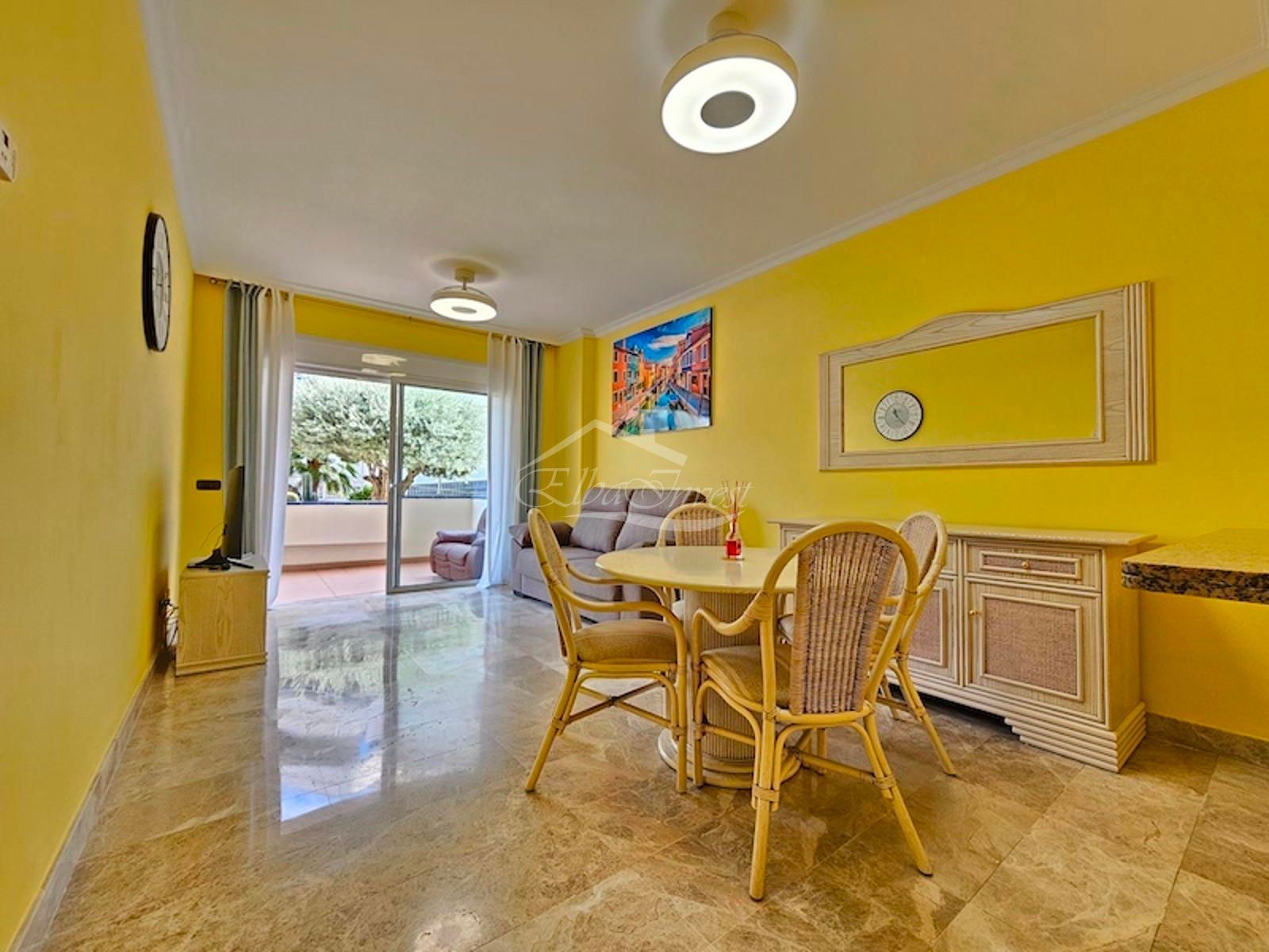 Piso en alquiler  Arona  8/43