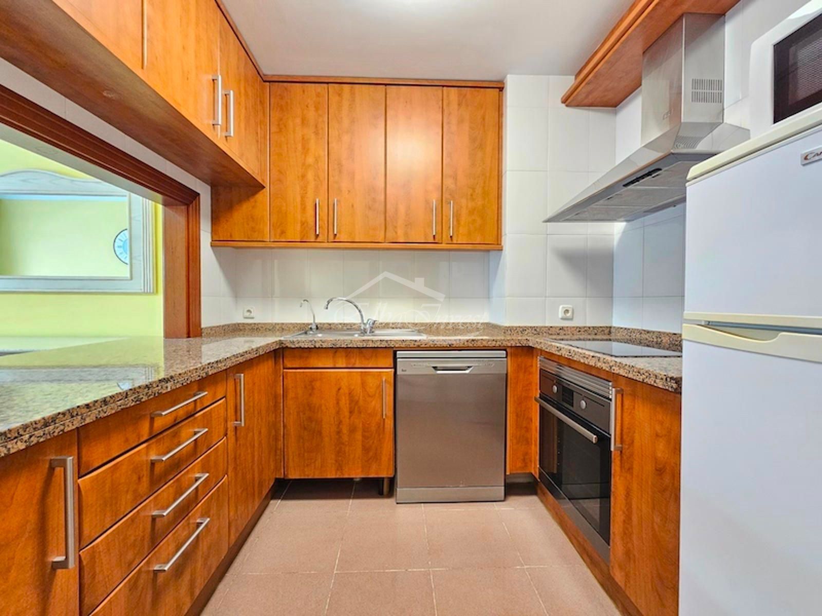 Piso en alquiler  Arona  12/43