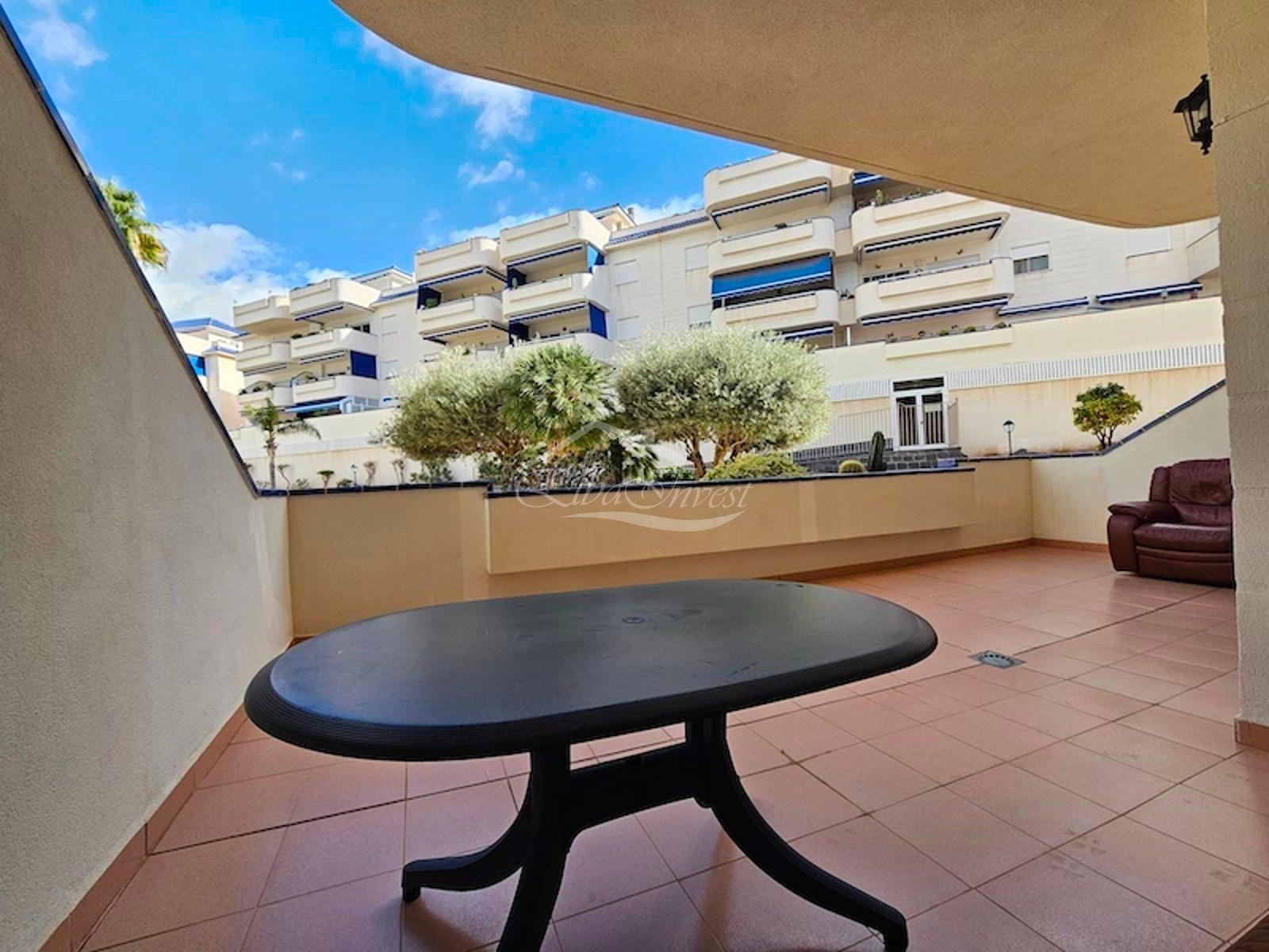 Piso en alquiler  Arona  20/43