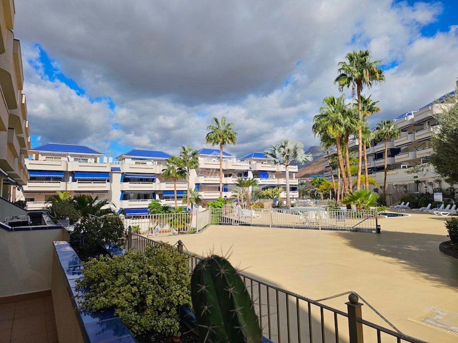 Piso en alquiler  Arona  22/43