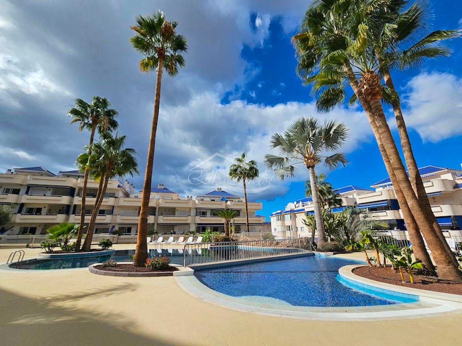 Piso en alquiler  Arona  2/43