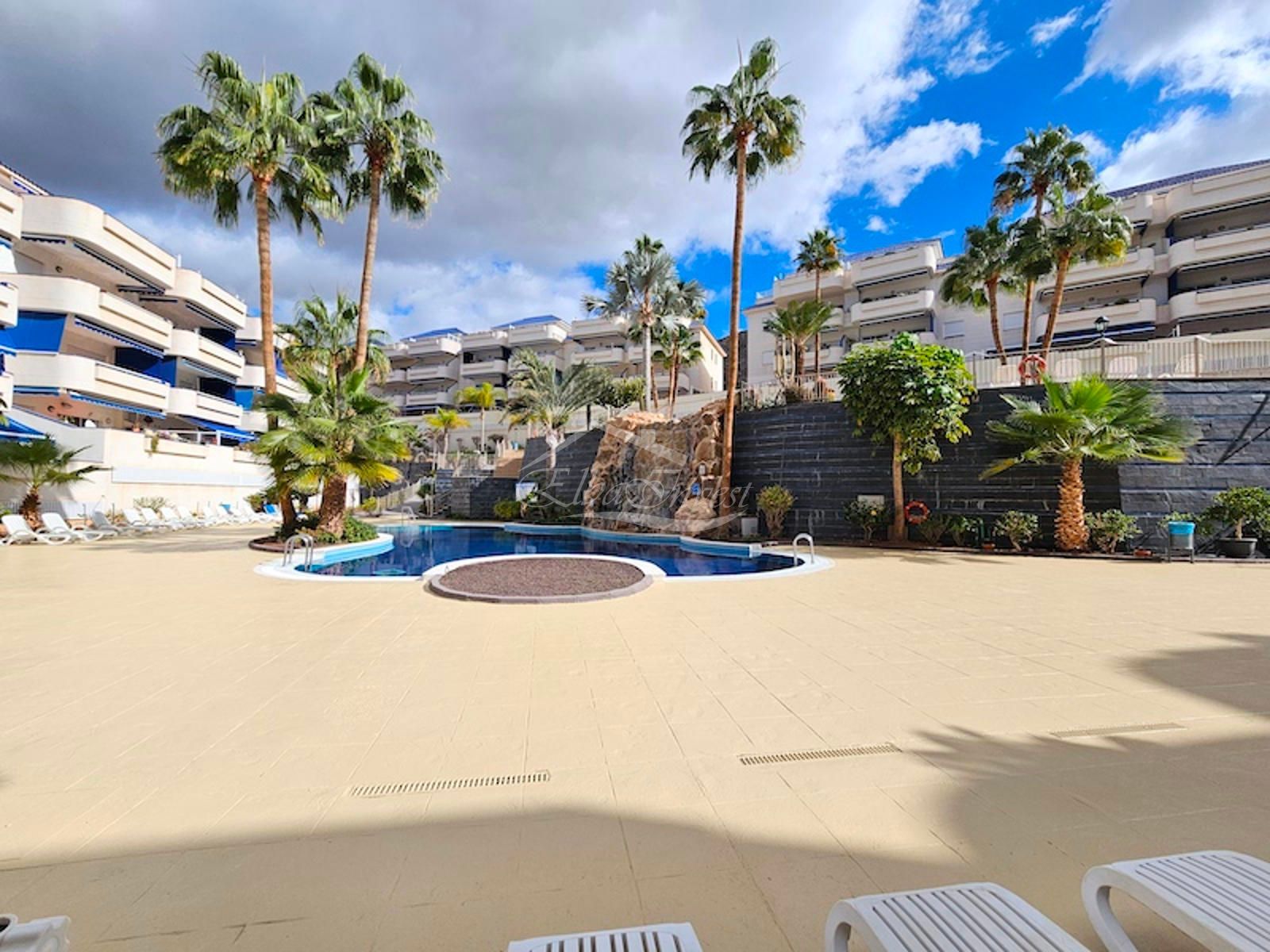 Piso en alquiler  Arona  35/43