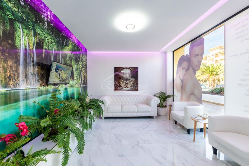 Local Comercial en venta y traspaso Torviscas Bajo, Santa Cruz Tenerife. Ref: 5929. Elba Invest Inmobiliaria