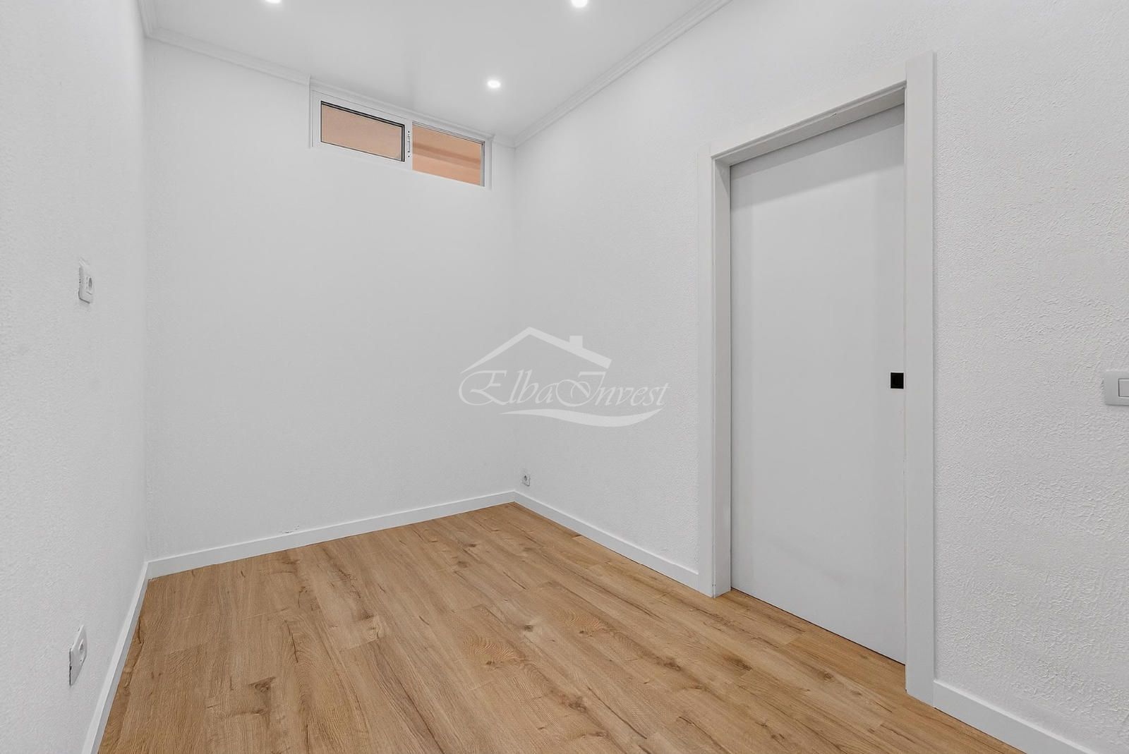 Apartamento reformado de 2 dormitorios en Chayofa