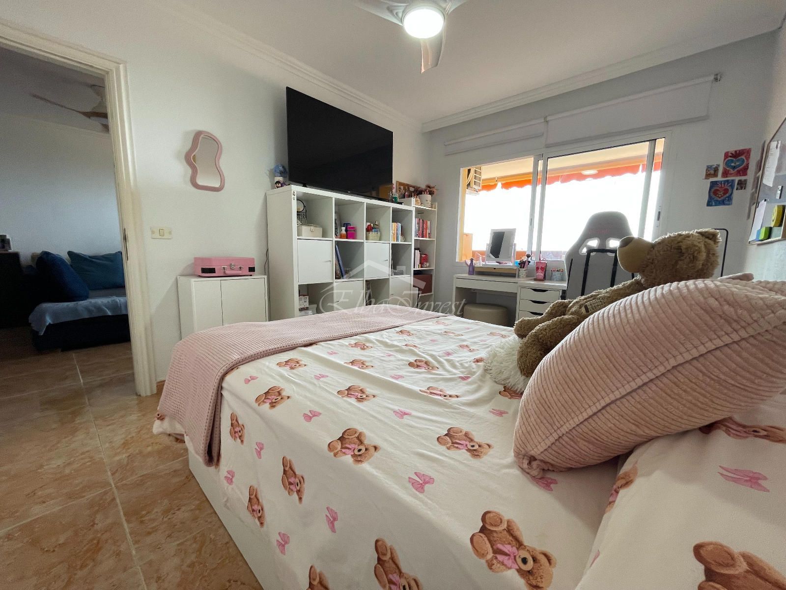 Apartamento de 2 dormitorios con vistas al mar en Roque del Conde - Foto 17