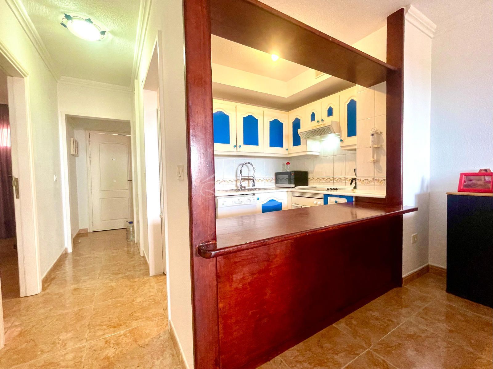 Apartamento de 2 dormitorios con vistas al mar en Roque del Conde - Foto 22