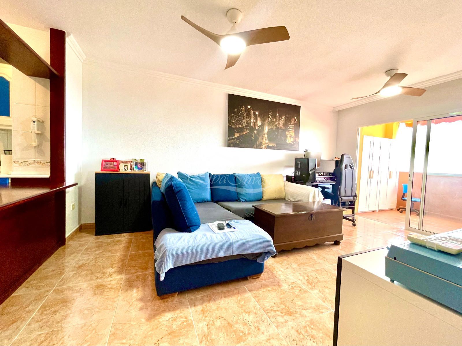 Apartamento de 2 dormitorios con vistas al mar en Roque del Conde - Foto 5