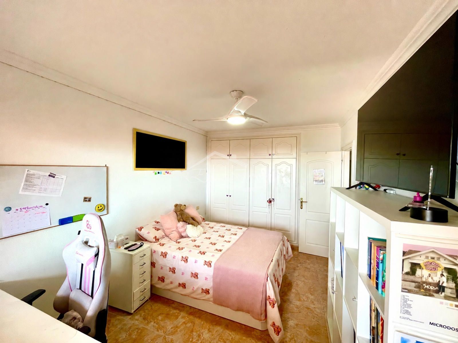 Apartamento de 2 dormitorios con vistas al mar en Roque del Conde - Foto 15