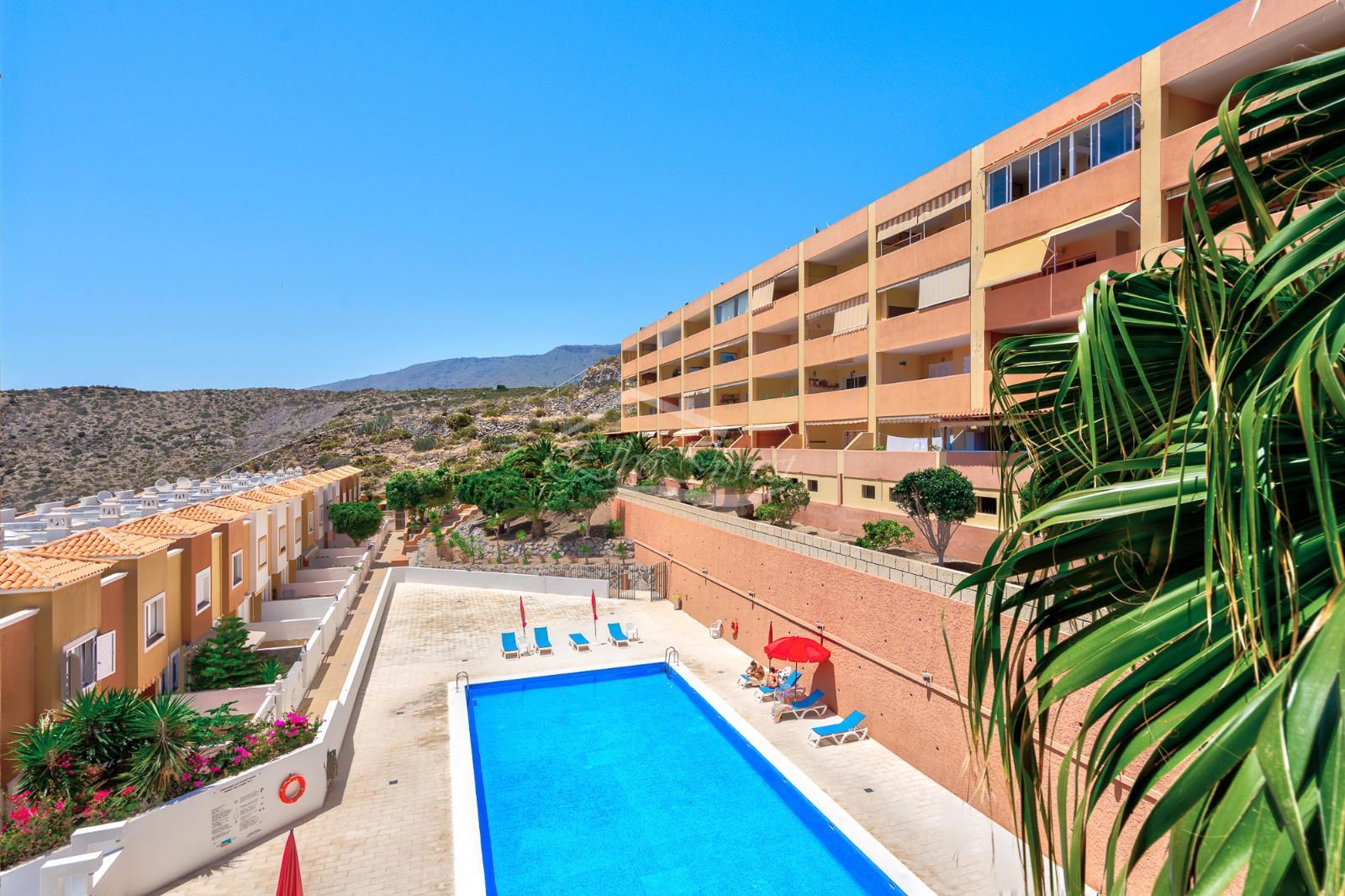 Apartamento de 2 dormitorios con vistas al mar en Roque del Conde - Foto 29