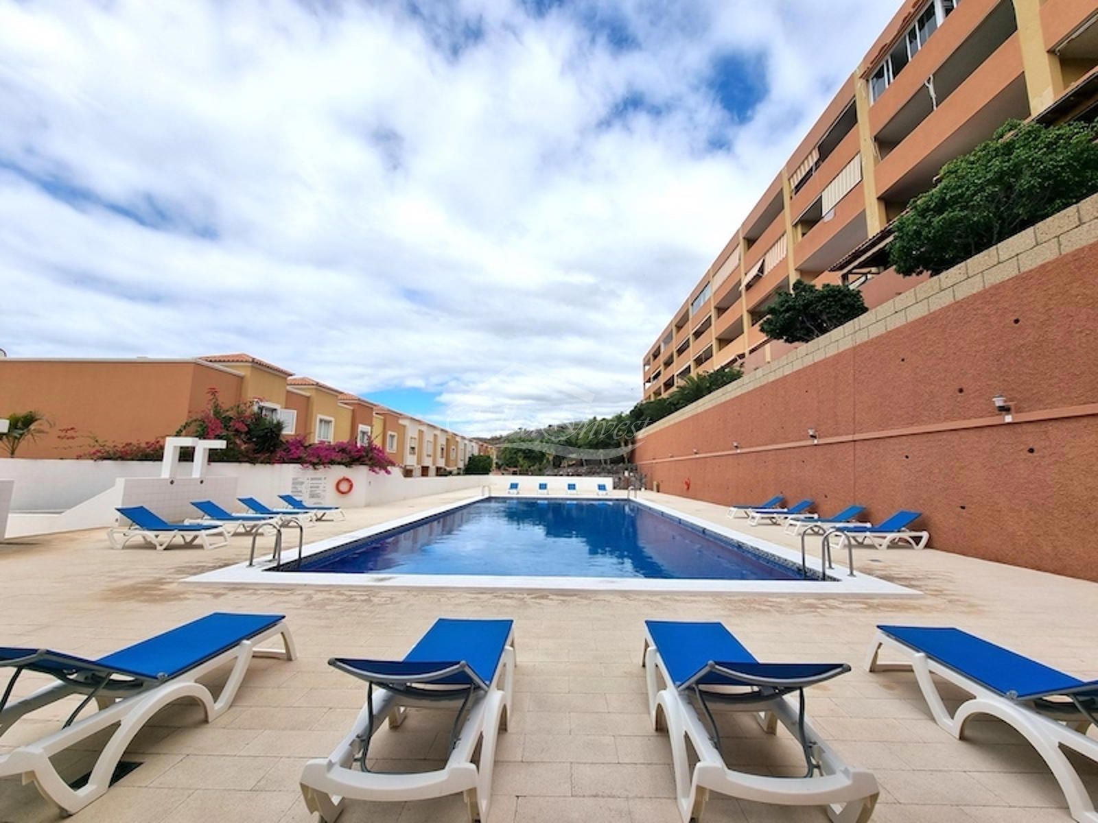 Apartamento de 2 dormitorios con vistas al mar en Roque del Conde - Foto 32