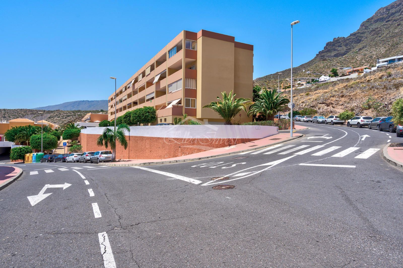 Apartamento de 2 dormitorios con vistas al mar en Roque del Conde - Foto 41
