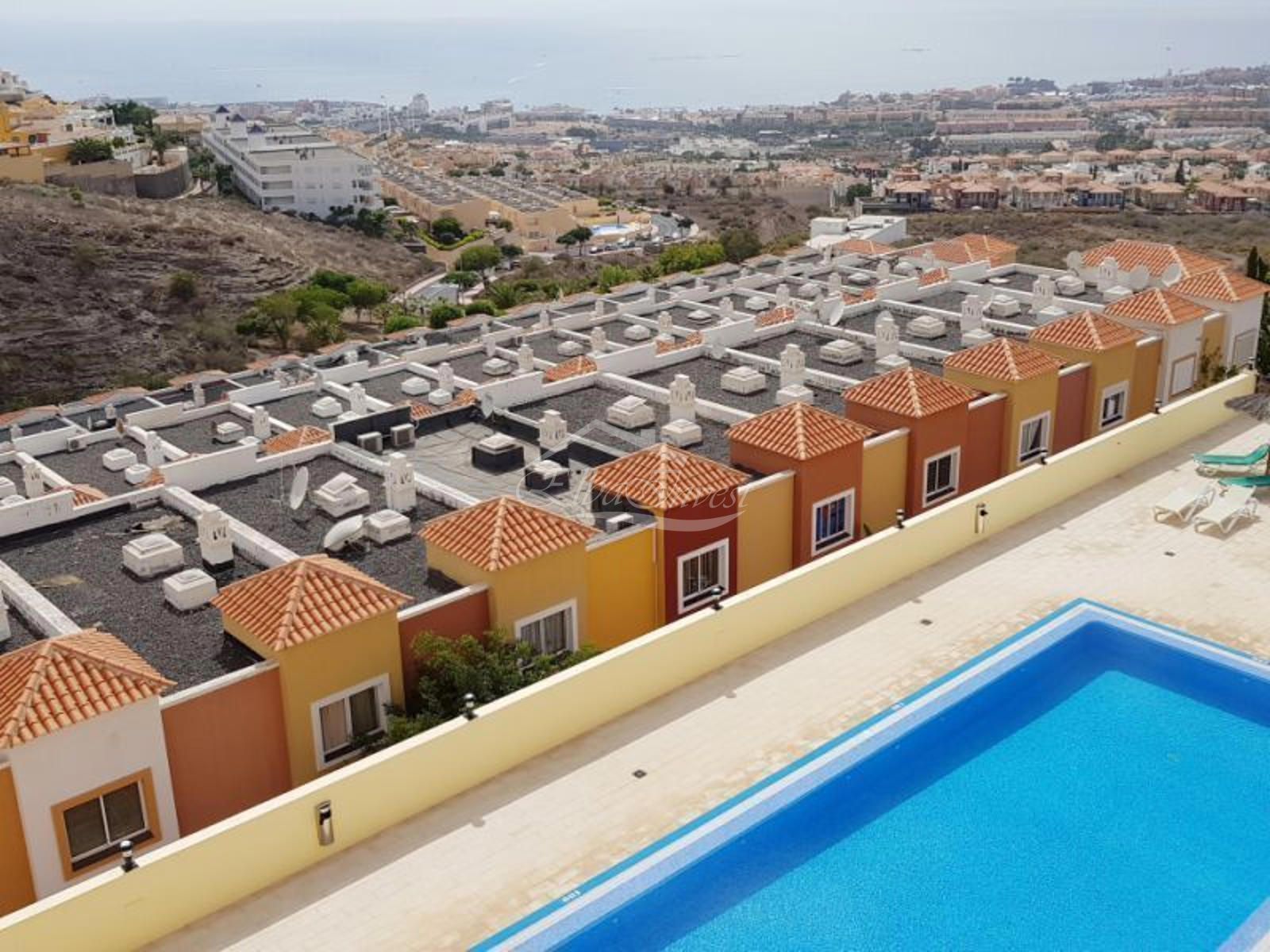 Apartamento de 2 dormitorios con vistas al mar en Roque del Conde - Foto 42