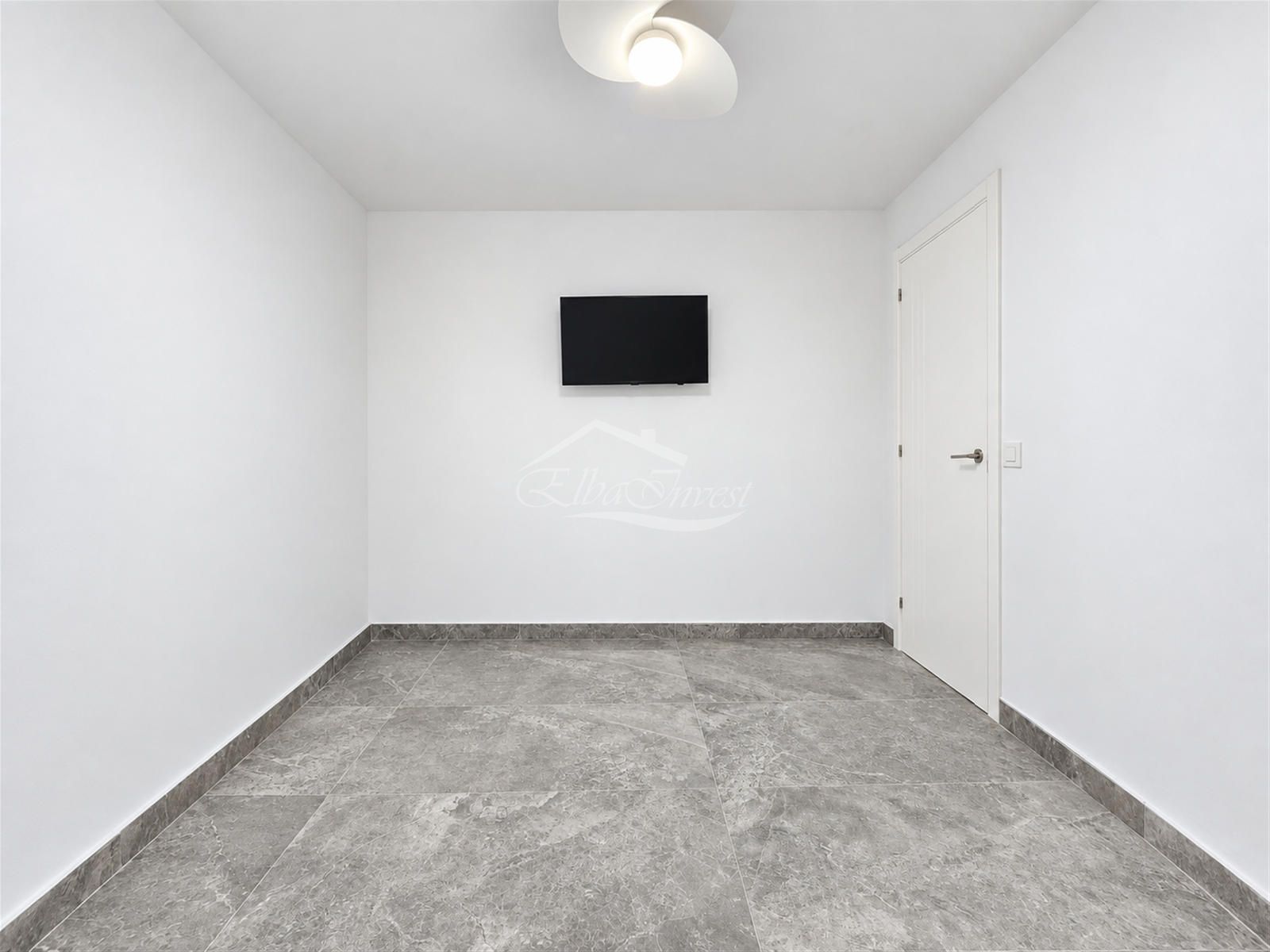 Apartamento reformado con gran terraza y jardín en Los Cristianos - Foto 18