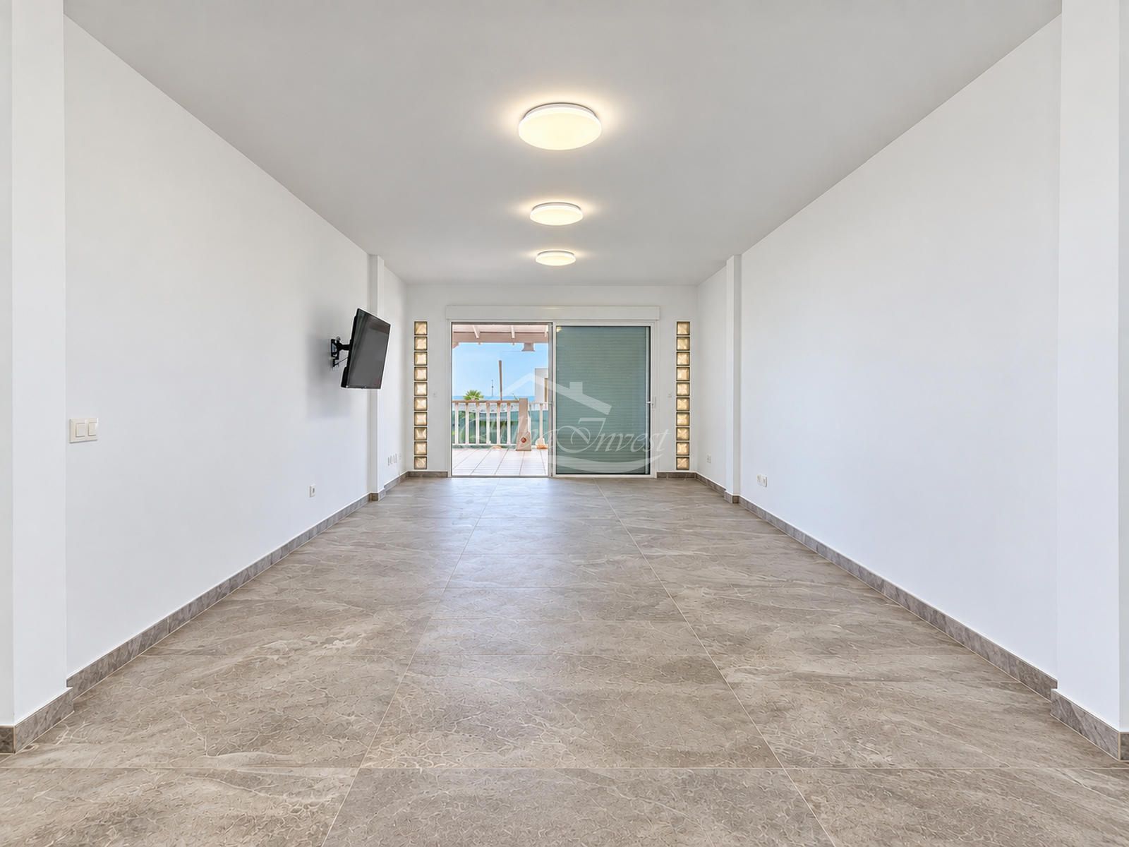 Apartamento reformado con gran terraza y jardín en Los Cristianos - Foto 33