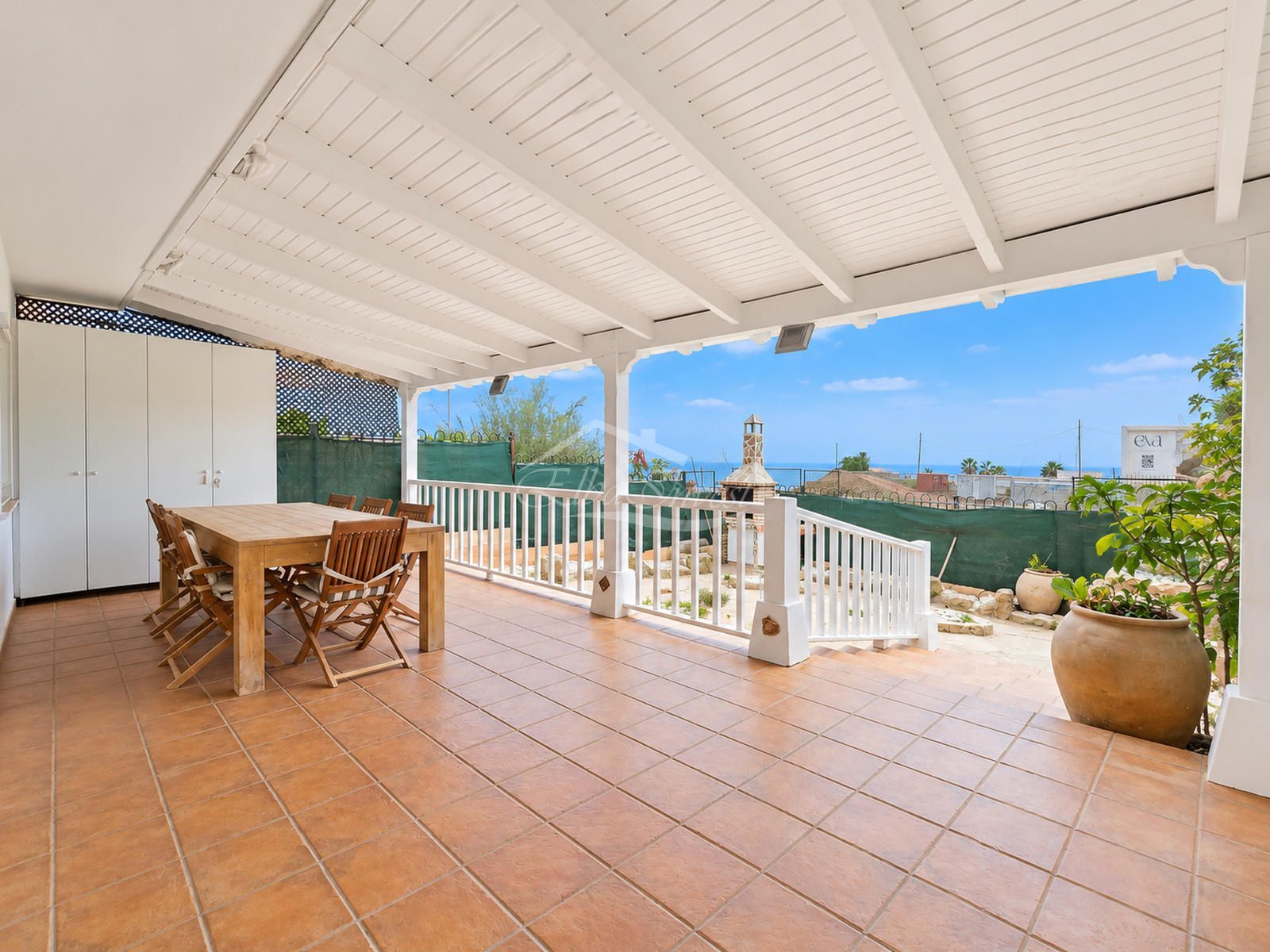 Apartamento reformado con gran terraza y jardín en Los Cristianos - Foto 5