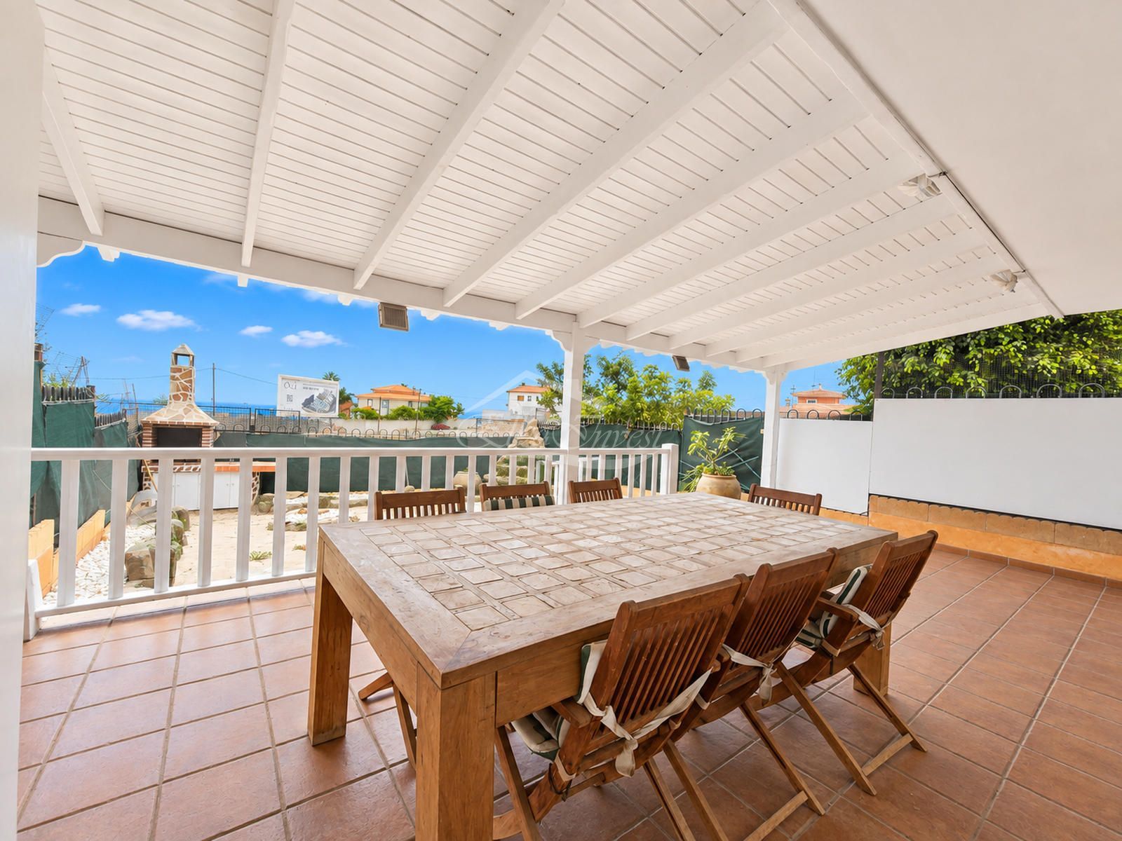 Apartamento reformado con gran terraza y jardín en Los Cristianos - Foto 6