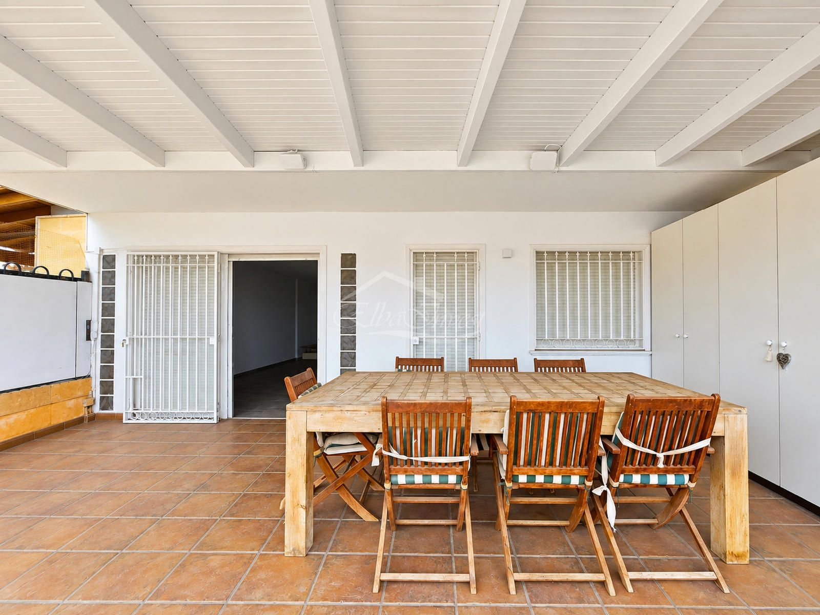 Apartamento reformado con gran terraza y jardín en Los Cristianos - Foto 3