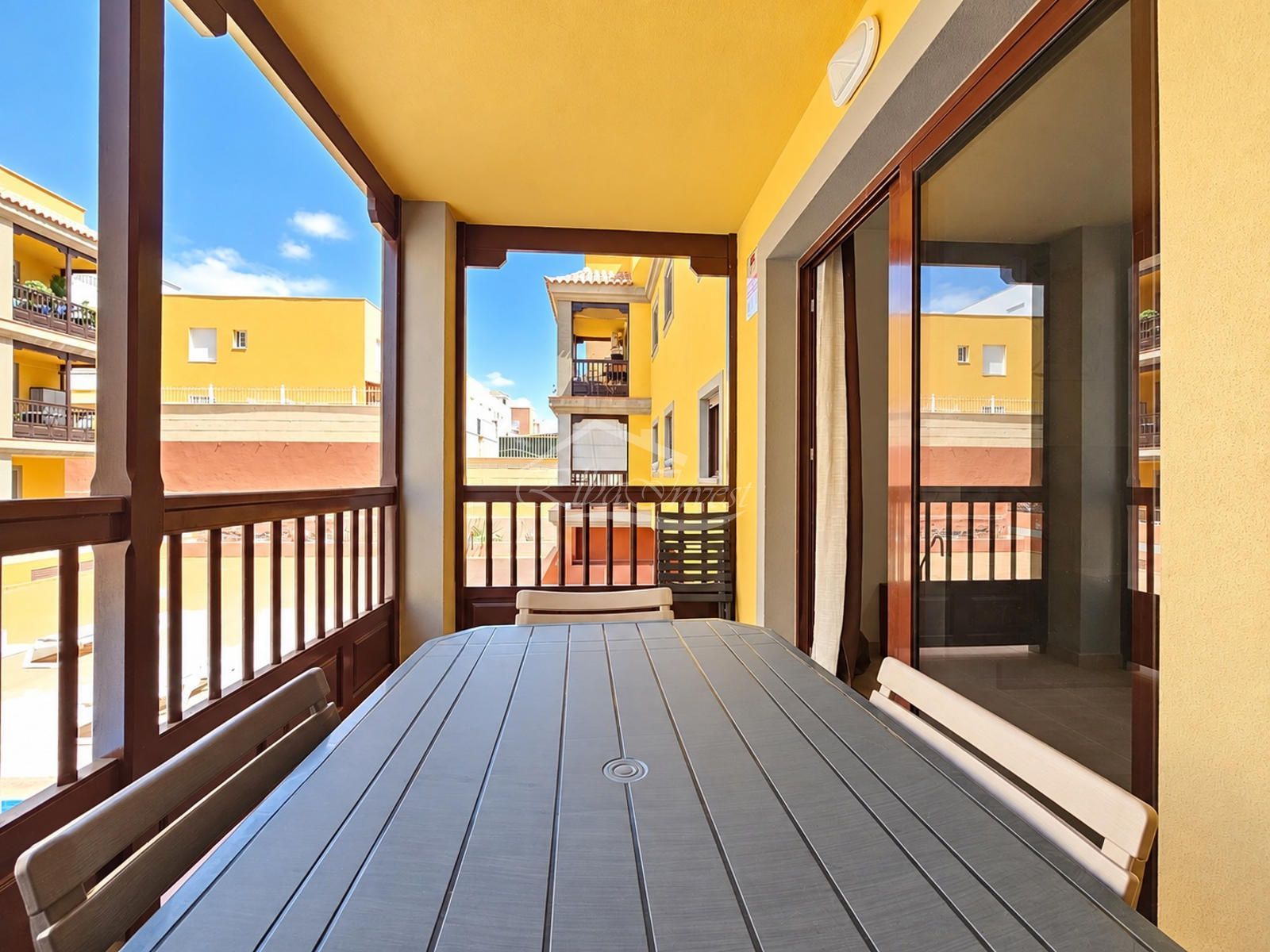 Apartamento de 2 dormitorios con patio y solárium en Llano del Camello - Foto 2