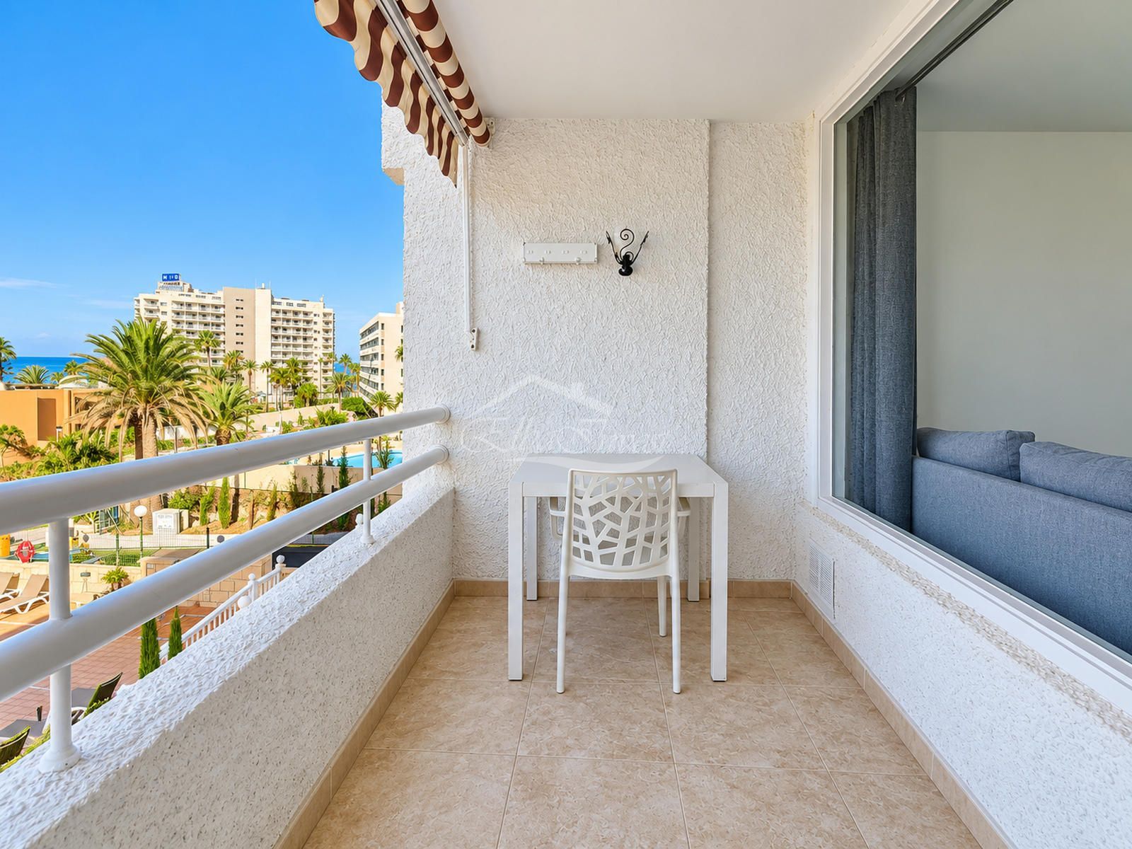 Estudio con vistas al mar y aparcamiento en Playa de las Américas - Foto 3