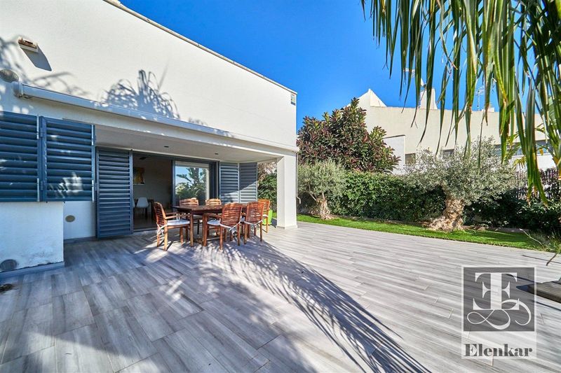 Adosado en venta Calafell, Tarragona. Ref: 1070. Elenkar