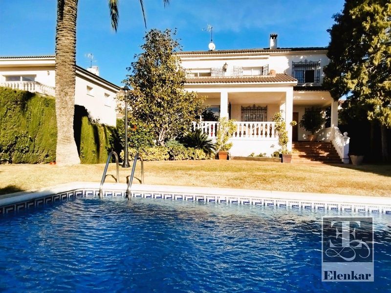 Chalet Independiente en venta El Vendrell, Tarragona. Ref: 1186. Elenkar