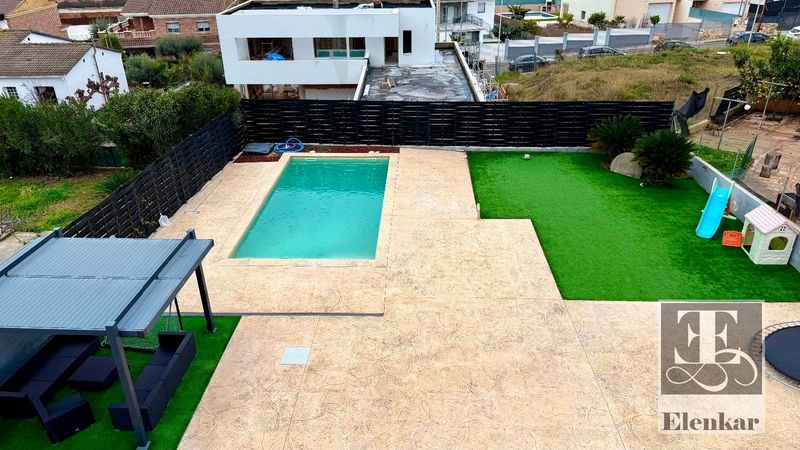Chalet Independiente en venta Segur De Calafell, Tarragona. Ref: 1447. Elenkar