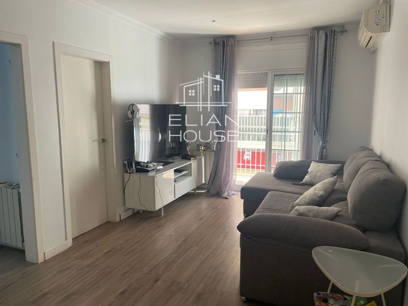 Piso en venta El Prat de Llobregat, Barcelona. Ref: 1021. Elian House S.L.