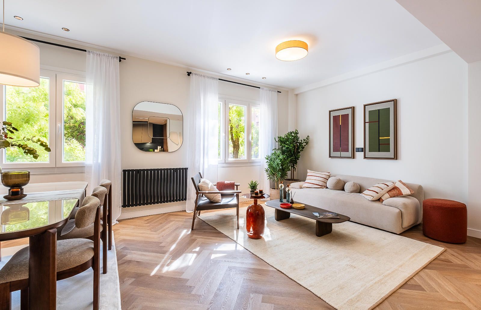 MARVELOUS APARTMENT UNDERGOING COMPLETE RENOVATION - Foto 2