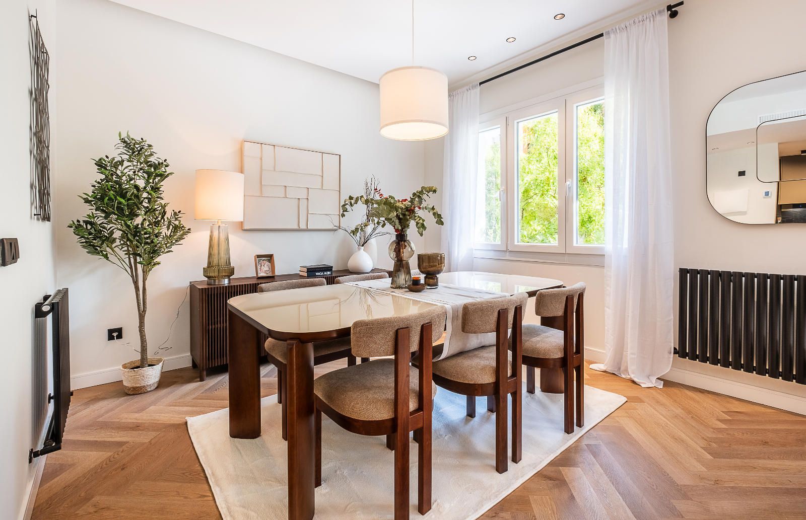 MARVELOUS APARTMENT UNDERGOING COMPLETE RENOVATION - Foto 6