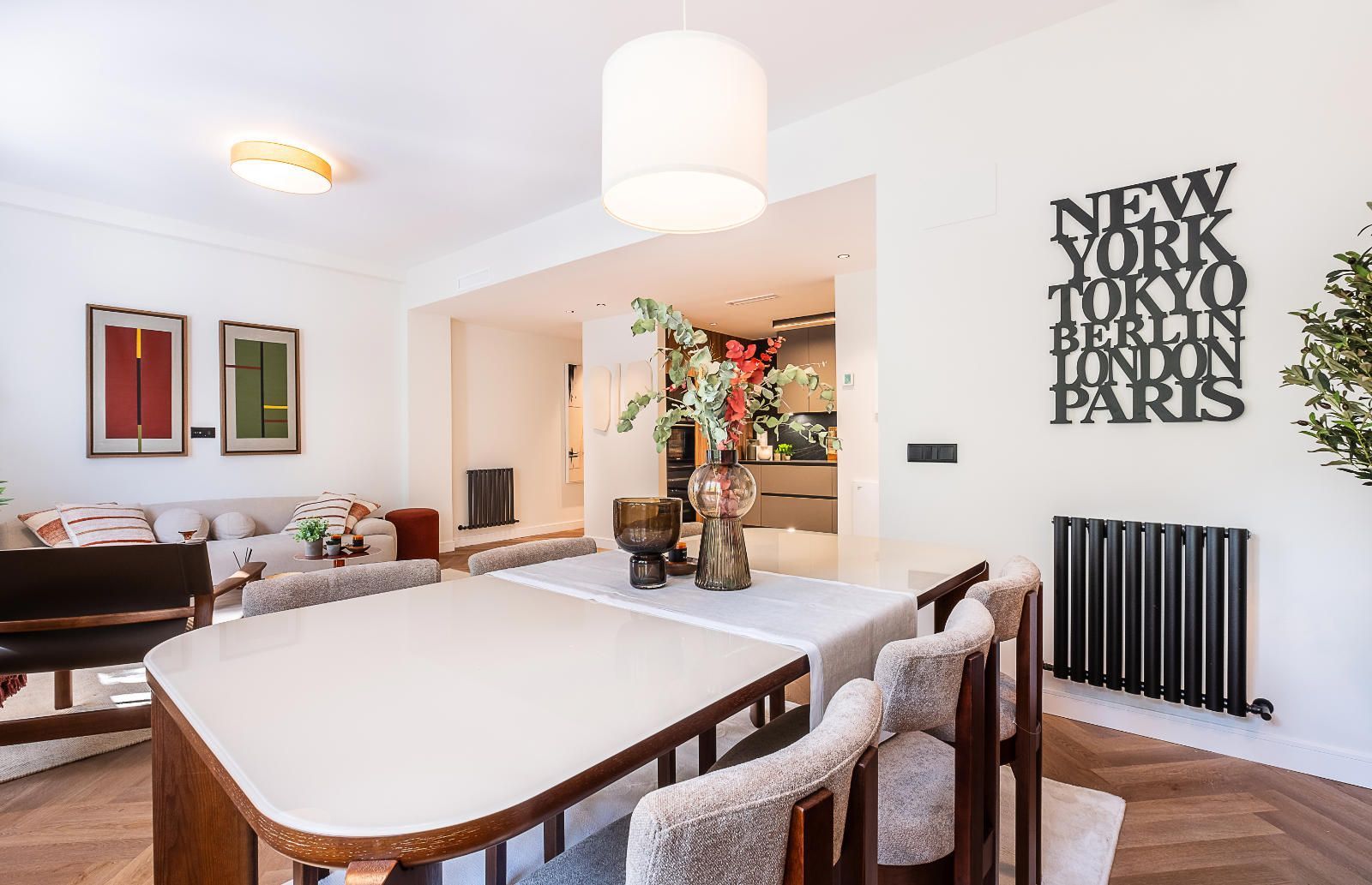 MARVELOUS APARTMENT UNDERGOING COMPLETE RENOVATION - Foto 7