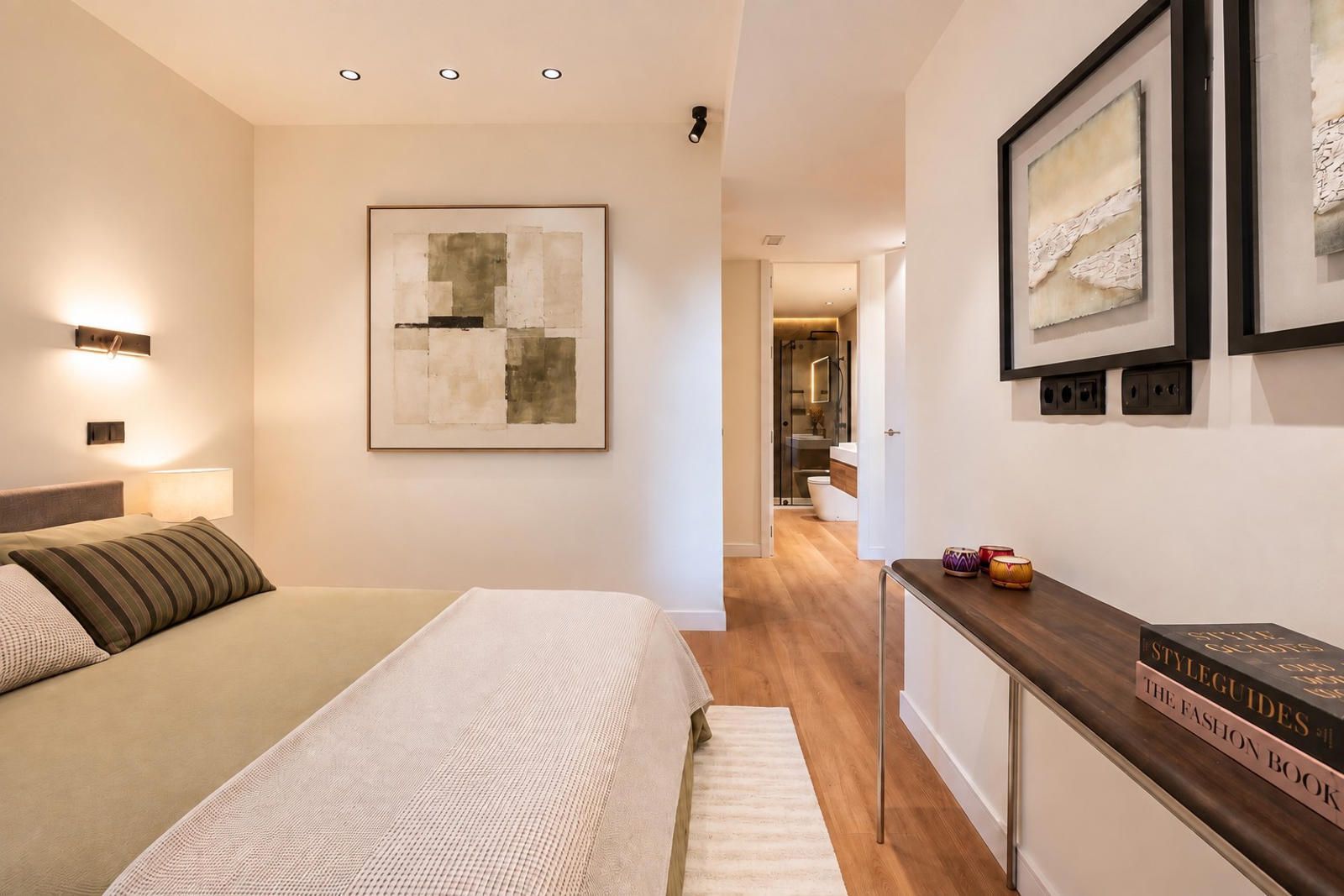 MARVELOUS APARTMENT UNDERGOING COMPLETE RENOVATION - Foto 16