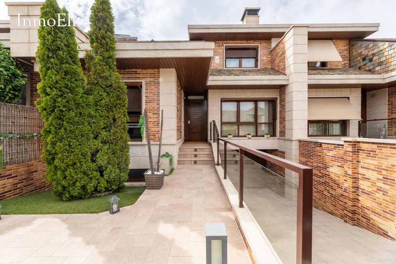 Townhouse for sale Majadahonda, Madrid. Ref: 2969. InmoElite Propiedades
