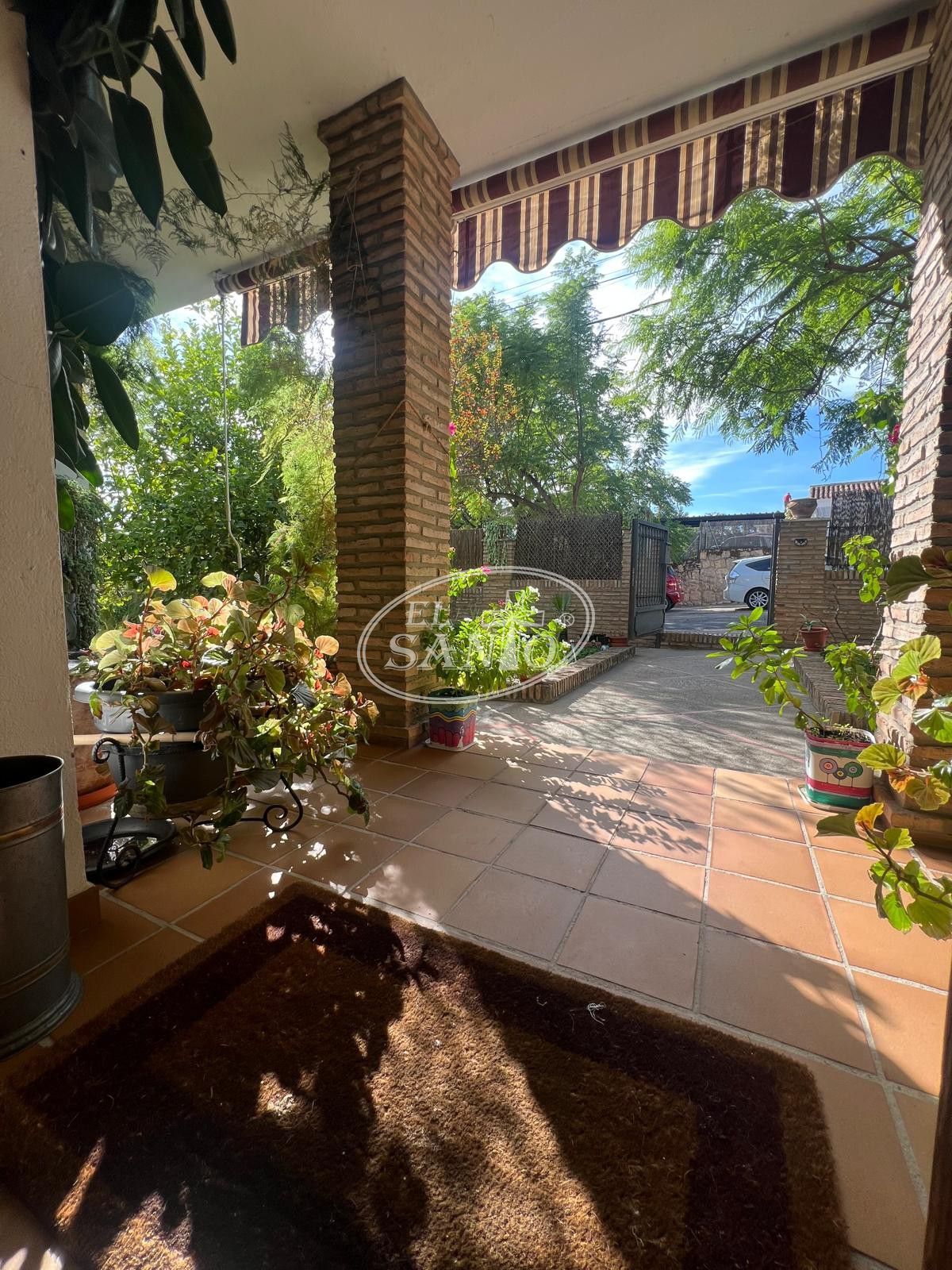 Chalet Independiente en venta Córdoba. Ref: 2341. Inmobiliaria El Santo